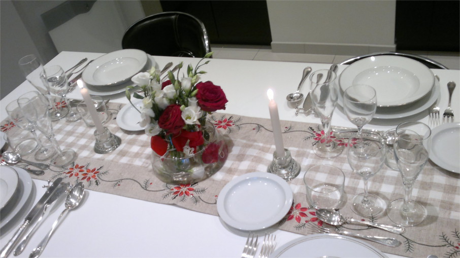 decoration table de noel noir et blanc gris  