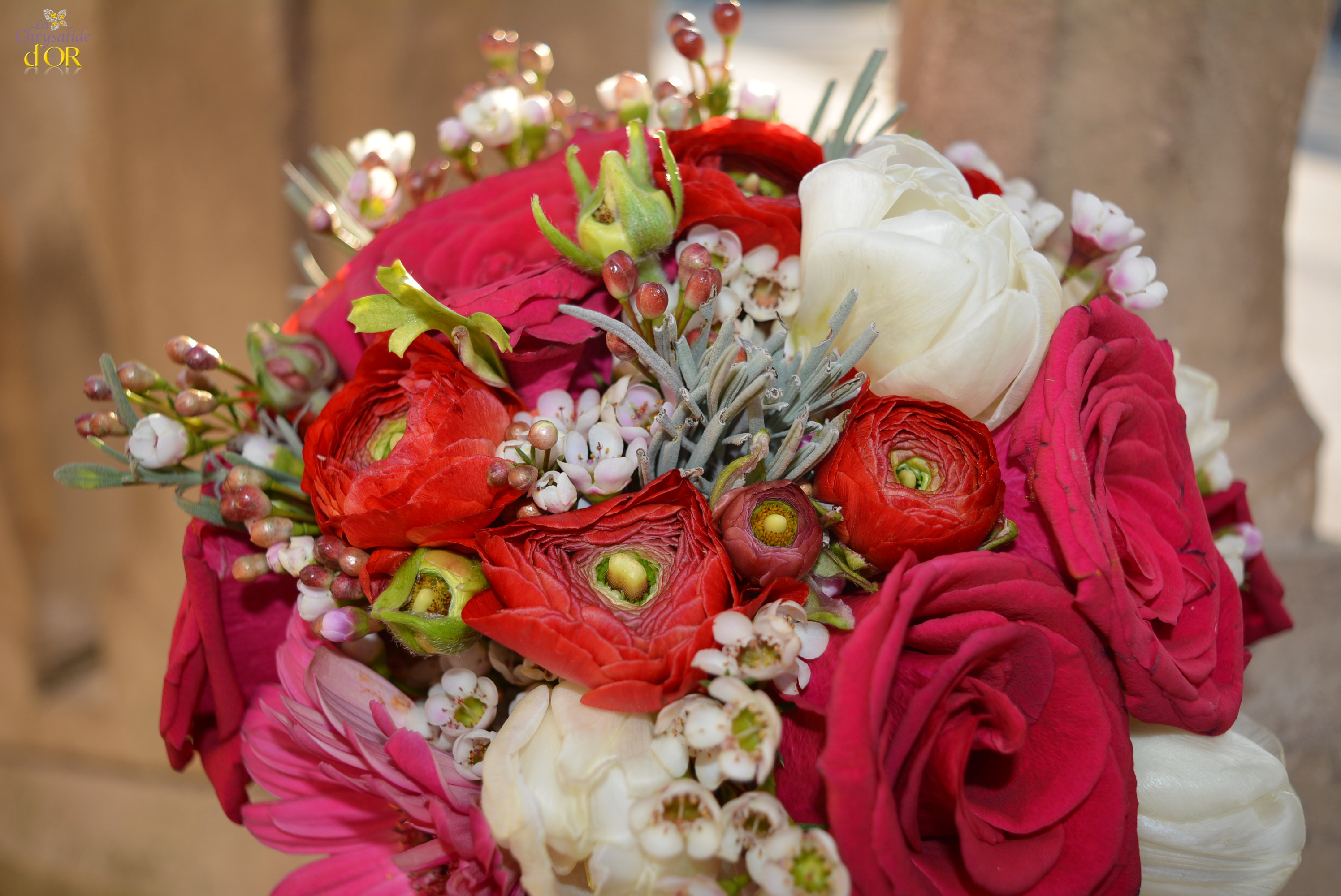 Bouquets de mariée avec des renoncules