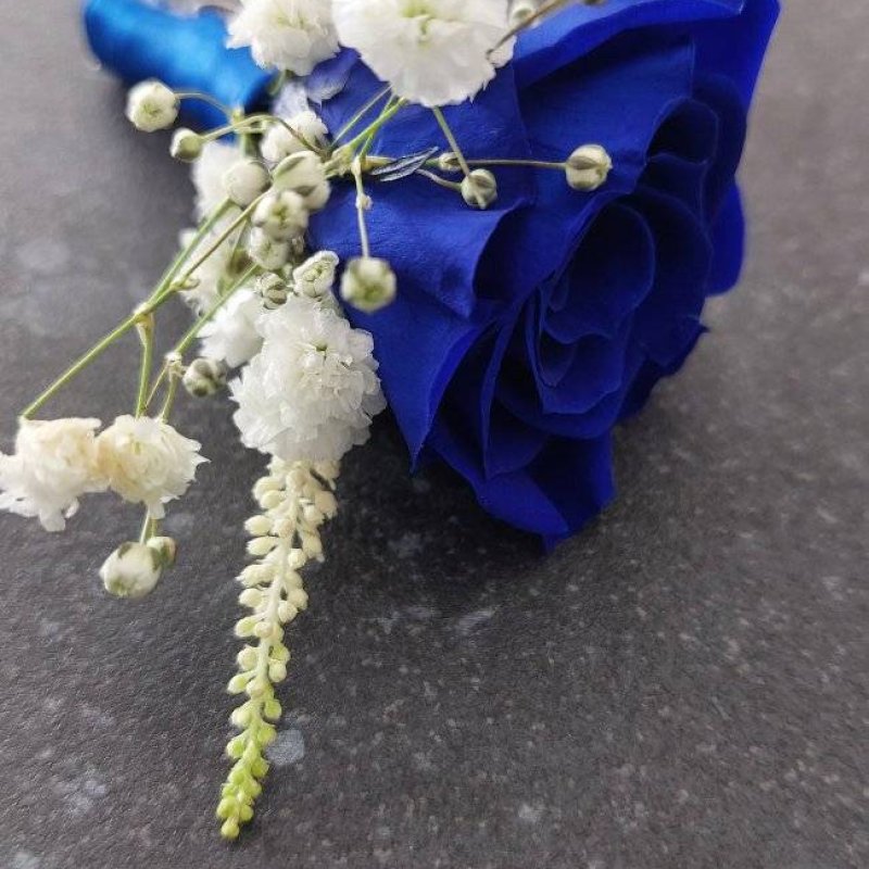 boutonniere-bleu-mariage