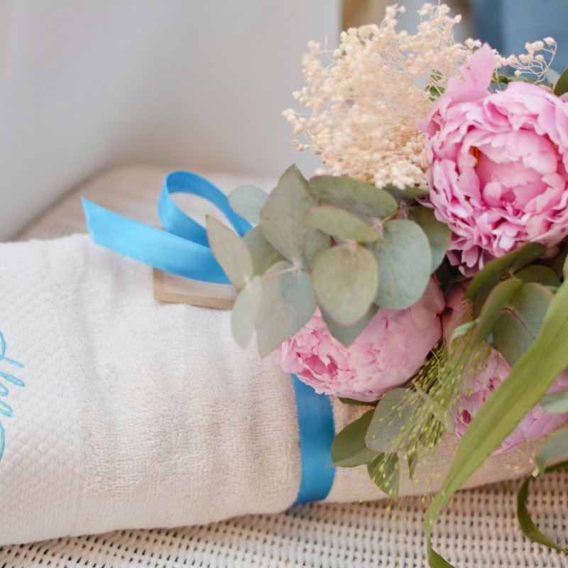 cadeau-invites-serviette-personnalisee