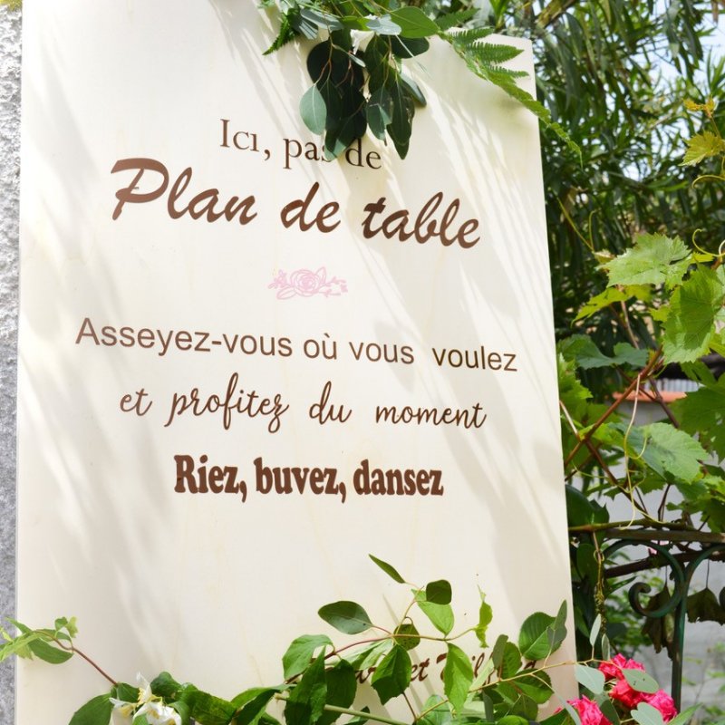 panneau-pas-de-plan-de-table